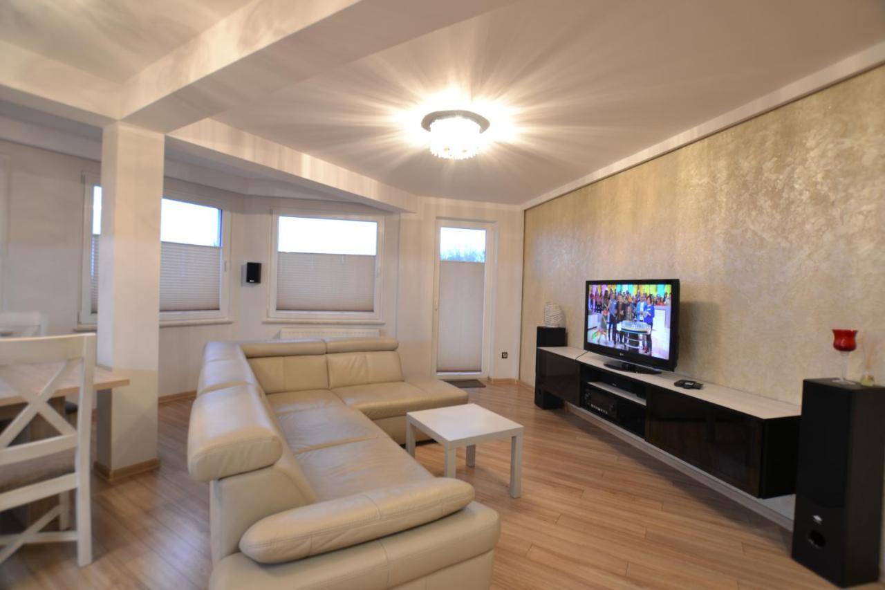 Darlowko Apartament Morski IV エクステリア 写真