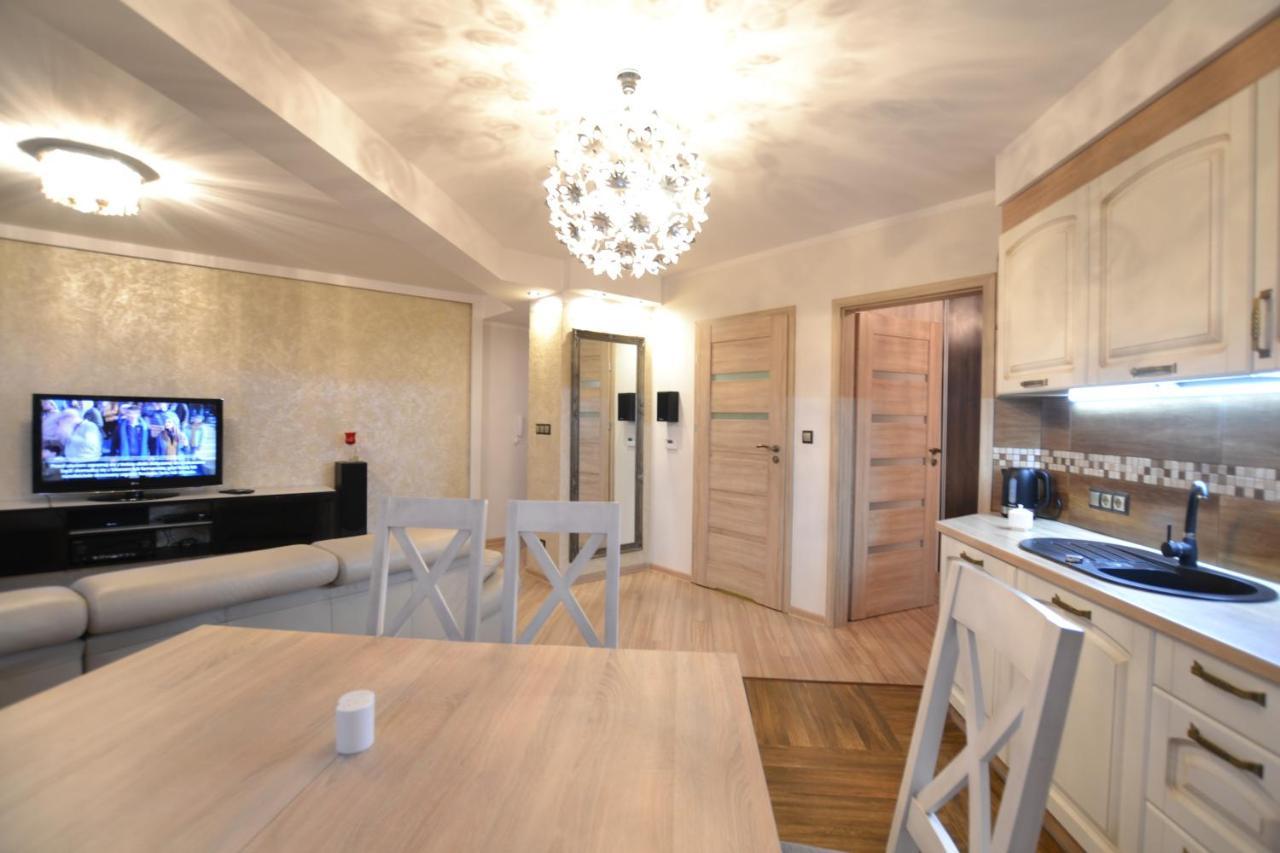 Darlowko Apartament Morski IV エクステリア 写真